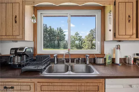 Kitchen - 8956 W Smith, Litchfield, OH 44253 photo 3 of 3