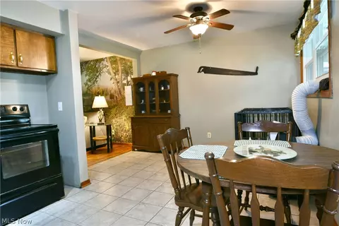 Dining - 1605 Difford Dr, Niles, OH 44446 photo 1 of 1