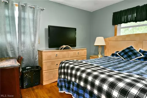 Bedroom - 1605 Difford Dr, Niles, OH 44446 photo 6 of 11