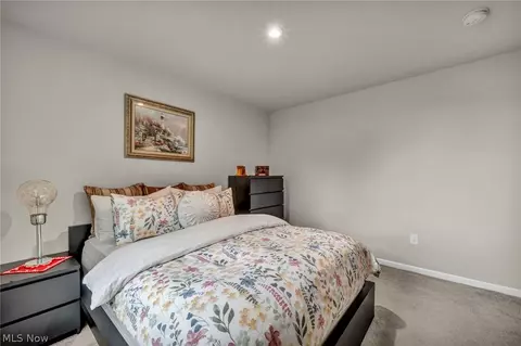 Bedroom - 4660 Erhart Dr, Lorain, OH 44053 photo 11 of 14