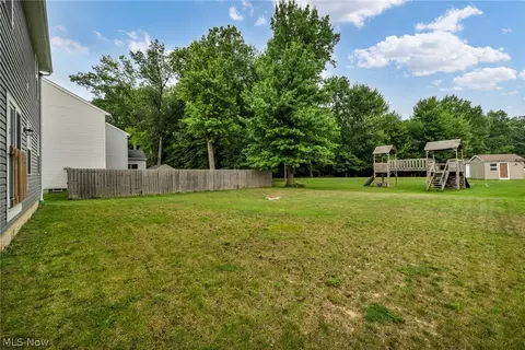 Exterior - 4660 Erhart Dr, Lorain, OH 44053 photo 6 of 6
