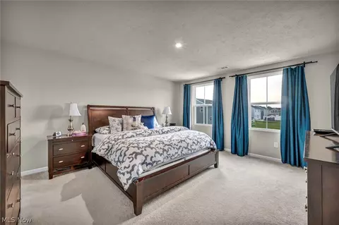 Bedroom - 4660 Erhart Dr, Lorain, OH 44053 photo 1 of 14