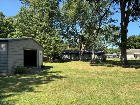 Exterior - 5889 Kellar Rd, New Franklin, OH 44319 photo 2 of 6