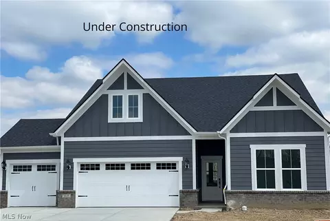 791 Colesbourne Cir, Uniontown, OH 44685
