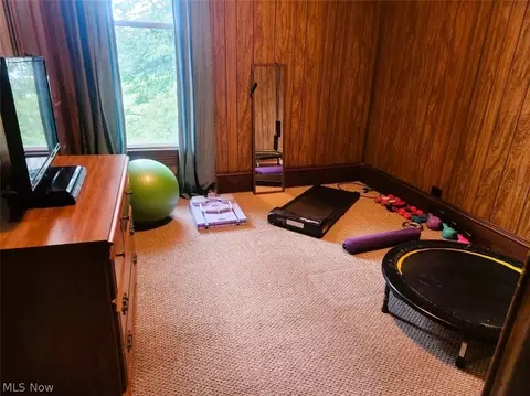 Bedroom - 3875 State Rd S, Ashtabula, OH 44004 photo 5 of 5