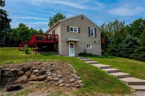 719 Wooster St, Canal Fulton, OH 44614