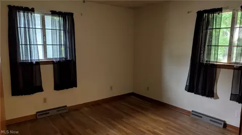 Bedroom - 2921 Center Rd, Saybrook, OH 44004 photo 1 of 4
