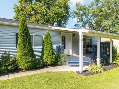 Exterior - 14 Lakeview Ct, Lagrange, OH 44050 photo 1 of 5