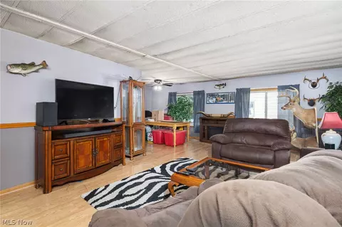 Living - 14 Lakeview Ct, Lagrange, OH 44050 photo 1 of 3