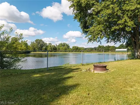 Exterior - 14 Lakeview Ct, Lagrange, OH 44050 photo 5 of 5