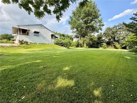 Exterior - 710 Walnut St, Belpre, OH 45714 photo 7 of 8