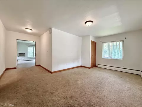 Living - 710 Walnut St, Belpre, OH 45714 photo 1 of 4
