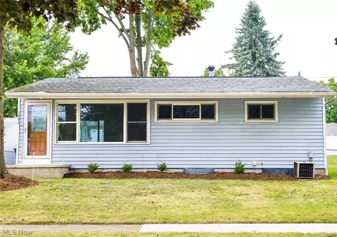 1093 Sutherland Ave, Akron, OH 44314