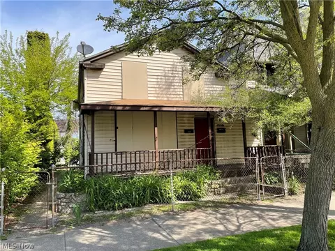 3408 Clinton Ave, Cleveland, OH 44113