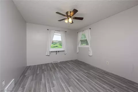 Bedroom - 690 Us Rt 224, Nova, OH 44859 photo 2 of 3