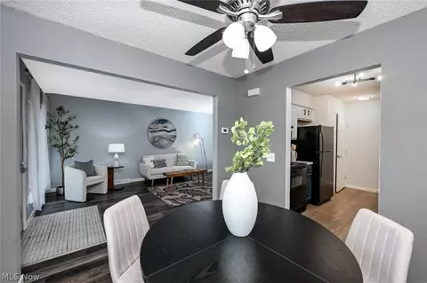 Dining - 2796 Mull Ave #B, Akron, OH 44321 photo 2 of 3