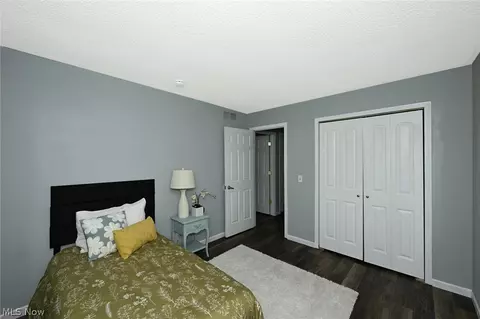 Bedroom - 2796 Mull Ave #B, Akron, OH 44321 photo 4 of 4