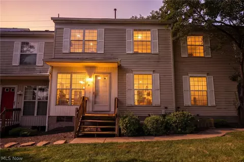Exterior - 2796 Mull Ave #B, Akron, OH 44321 photo 2 of 2