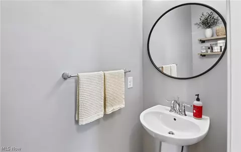 Bath - 515 Mitchell Ct, Lagrange, OH 44050 photo 1 of 2