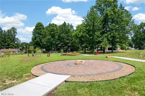 View/Area - 515 Mitchell Ct, Lagrange, OH 44050 photo 4 of 8