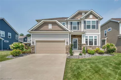 366 Denali Ct, Macedonia, OH 44056