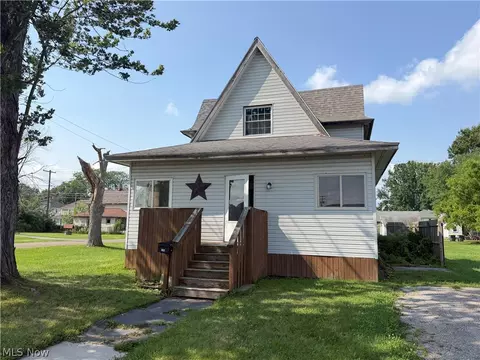 296 W Pennsylvania Ave, Sebring, OH 44672