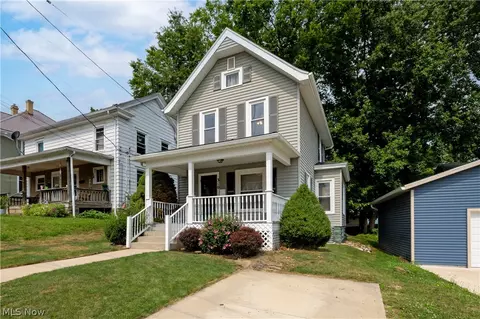 310 Sharp St, Ashland, OH 44805 photo 2