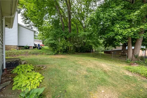 Exterior - 310 Sharp St, Ashland, OH 44805 photo 2 of 3