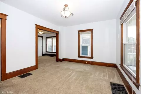 Living - 310 Sharp St, Ashland, OH 44805 photo 1 of 2