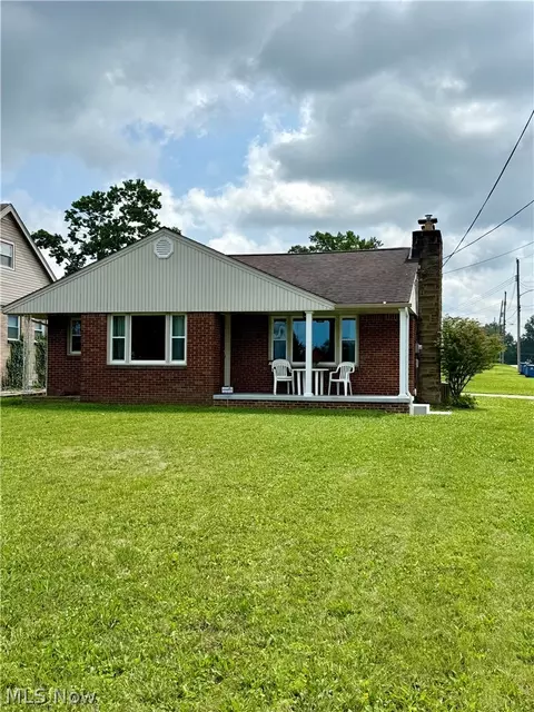 701 Coitsville Rd, Campbell, OH 44405