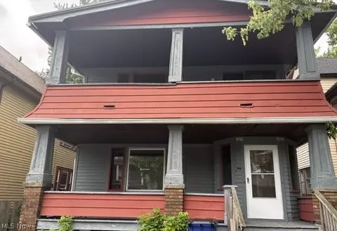 1919 W 71st St, Cleveland, OH 44102