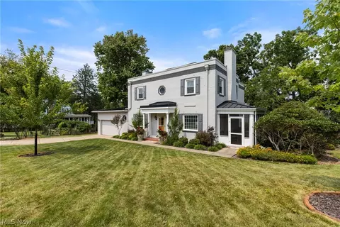 103 Pine Knoll Ter, Saint Clairsville, OH 43950