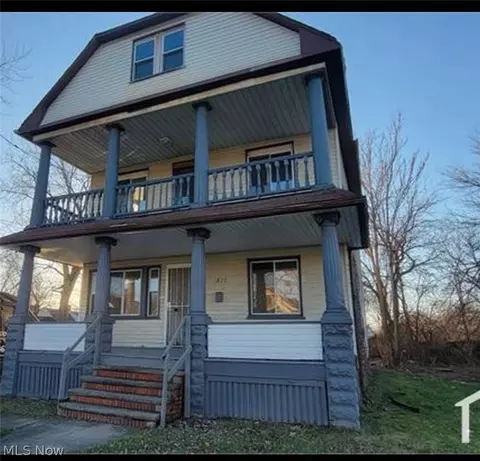 3872 E 57th St, Cleveland, OH 44105
