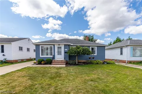3409 Commonwealth Dr, Parma, OH 44134
