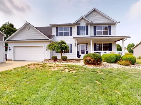2450 Fairchild Cir NW, Uniontown, OH 44685