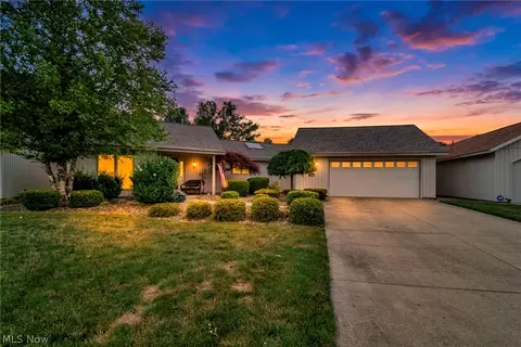 32668 Deerspring Ct, North Ridgeville, OH 44039