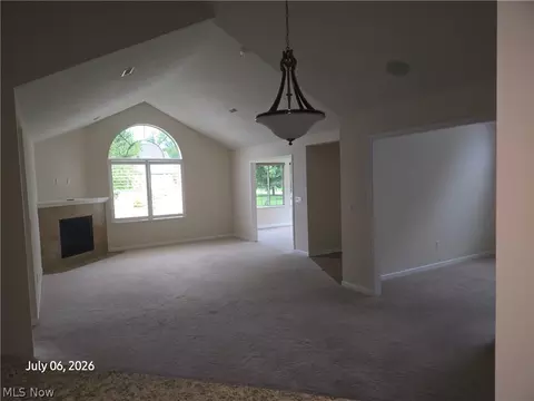 3916 Coventry Ln, Huron, OH 44839 photo 2