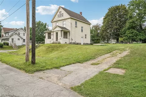 640 Broadway Ave, Youngstown, OH 44510