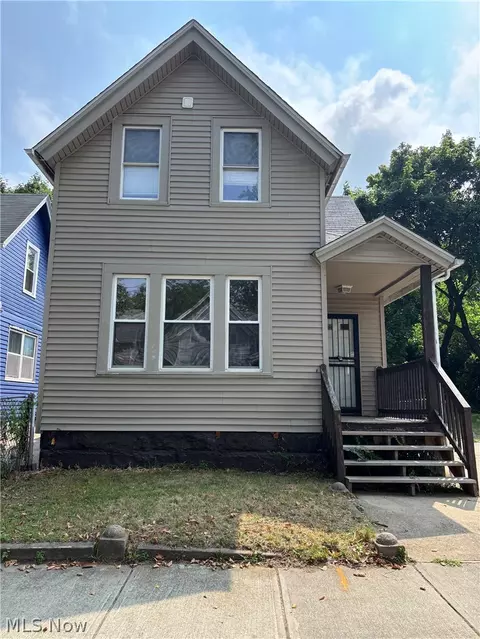 1085 E 72nd St, Cleveland, OH 44103