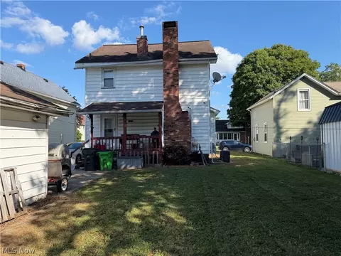 415 W 8th St, Dover, OH 44622 photo 5
