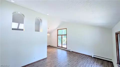 Living - 1305 Garrison Rd, Ashtabula, OH 44004 photo 1 of 4