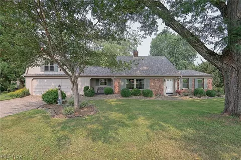 201 Rathbone Rd, Marietta, OH 45750