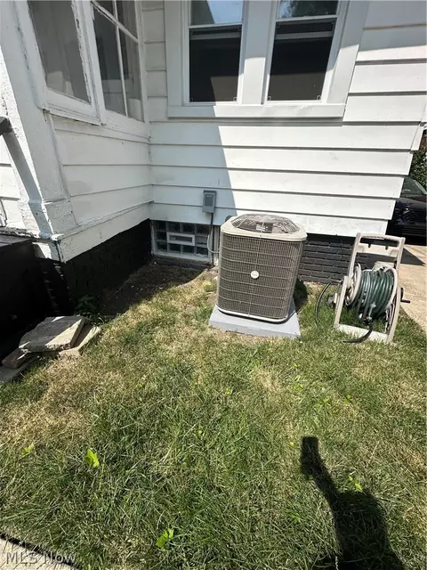 Exterior - 1566 E 204 St E, Euclid, OH 44117 photo 3 of 6