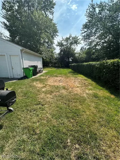 Exterior - 1566 E 204 St E, Euclid, OH 44117 photo 4 of 6