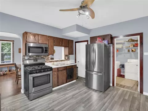 Kitchen - 130 Harris St, Lodi, OH 44254 photo 2 of 3