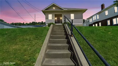 2005 E Wheeling Ave, Cambridge, OH 43725