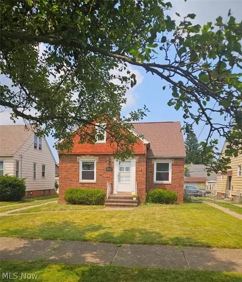 4518 Archmere Ave, Cleveland, OH 44109