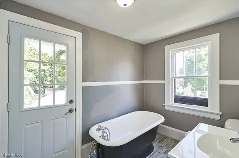 Bath - 1102 Diagonal Rd, Akron, OH 44320 photo 2 of 2