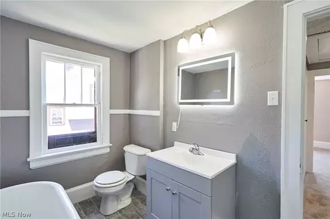 Bath - 1102 Diagonal Rd, Akron, OH 44320 photo 1 of 2