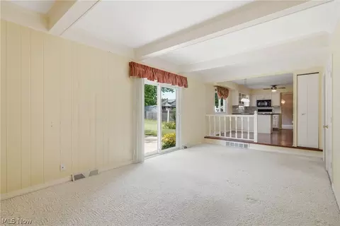 Living - 7000 Drexel Dr, Seven Hills, OH 44131 photo 7 of 9